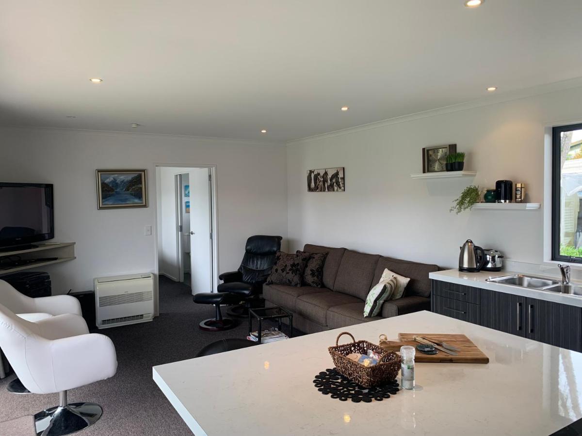 A Beauty On Bligh St Te Anau Villa Екстериор снимка